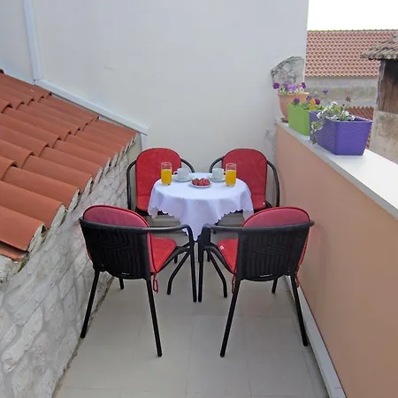 Trifora Gostinjska kuća