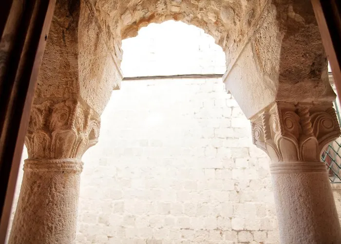 Affittacamere Trifora 3*