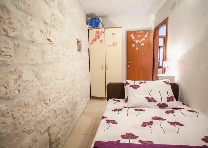 Πανσιόν Trifora 3*